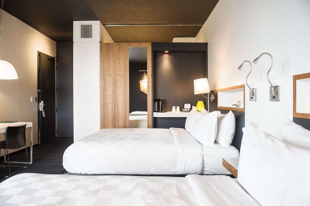 Hotel Alt Quartier Dix30 Бросард Стая снимка